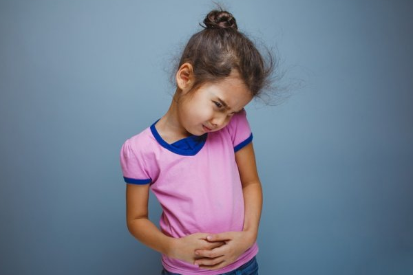 Чому у дитини болить живіт-6