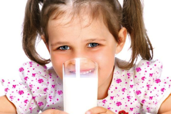 коровяче молоко для дитини-2